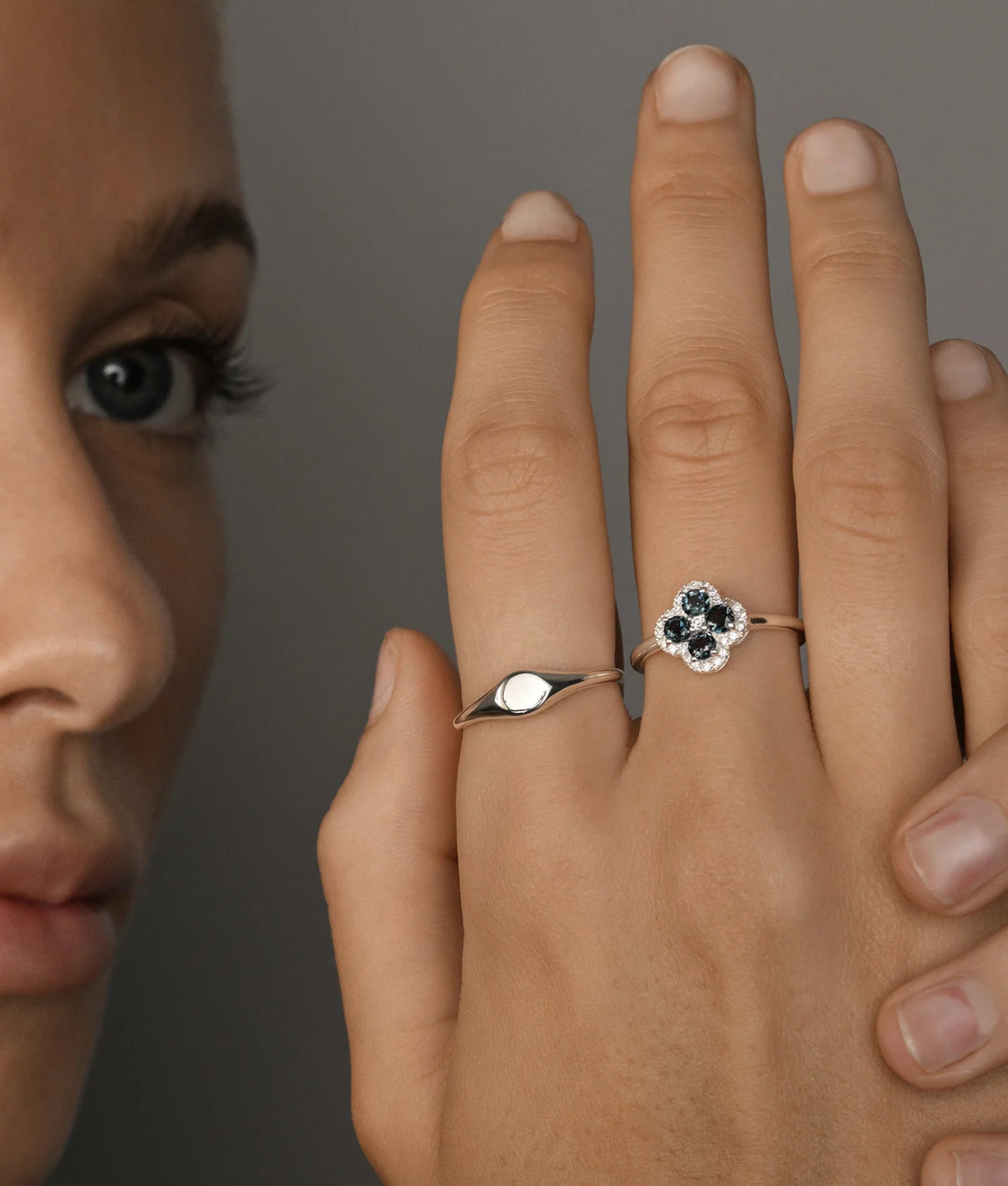 Sterling Silver Plain Solid Mini Horizontal Oval Signet Ring